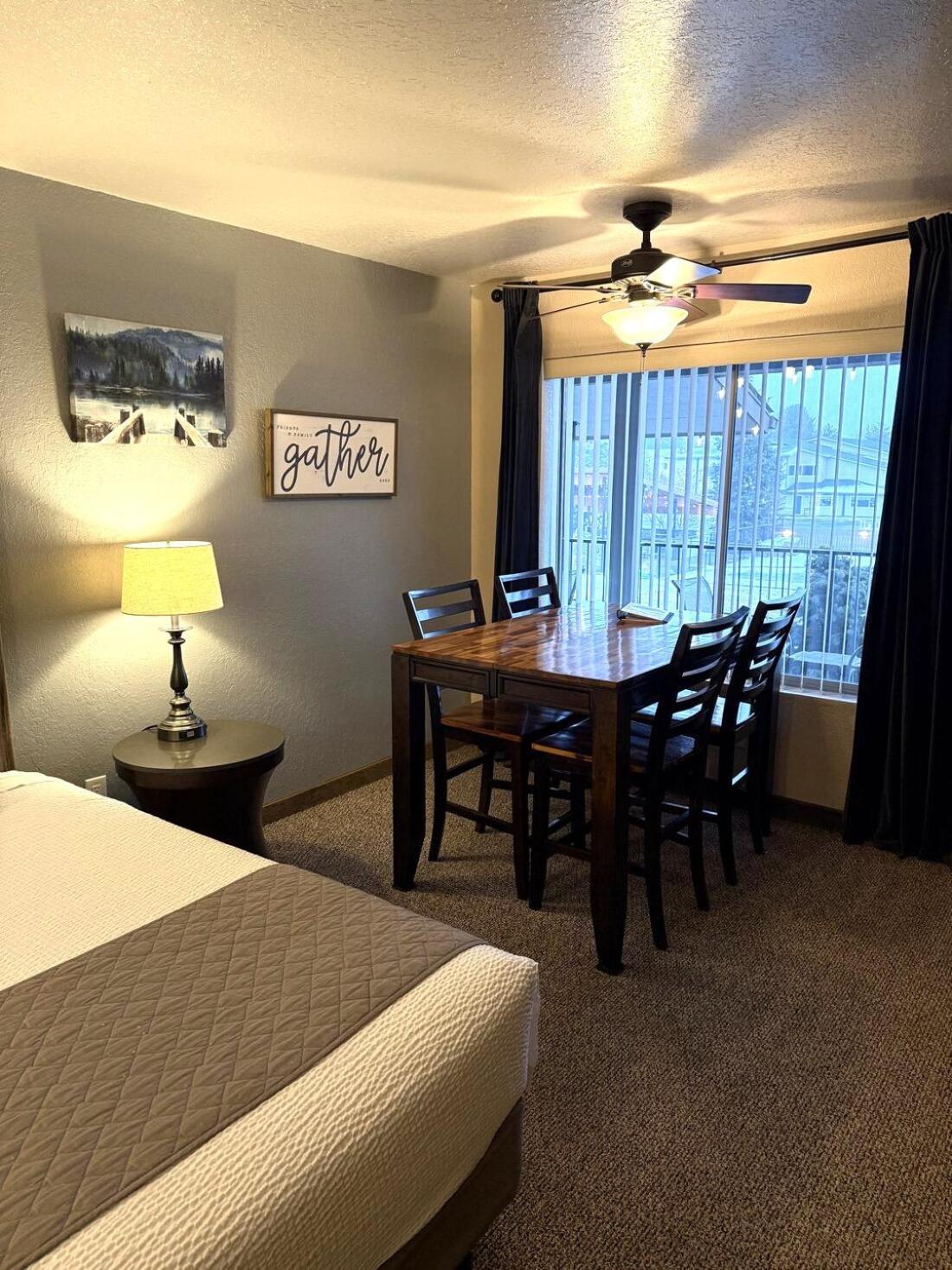 Mountain View Lodge Chelan Quarto foto