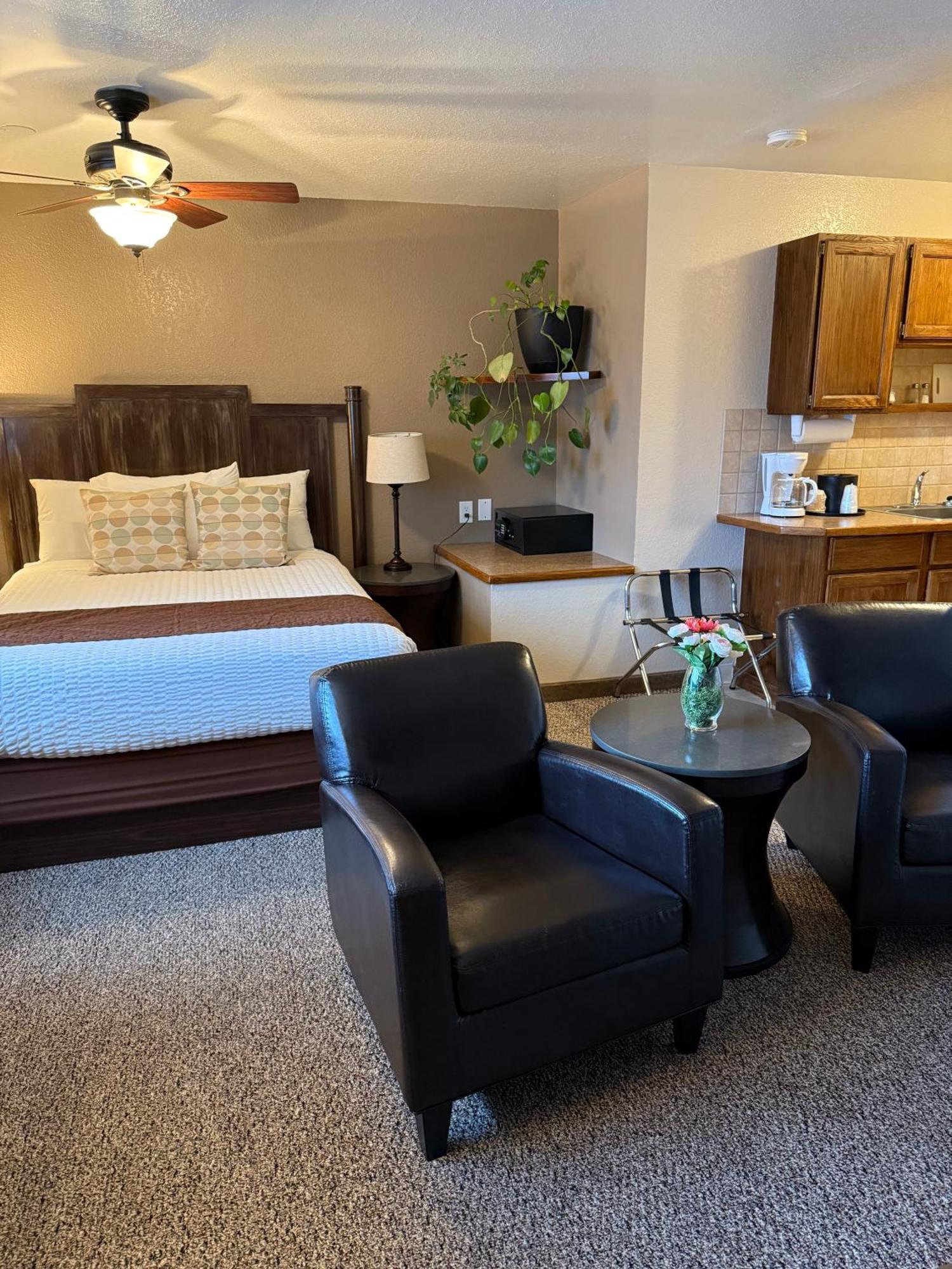 Mountain View Lodge Chelan Quarto foto